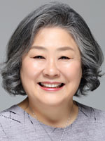 Yoonsook Hwang, President of The Korean Dental Hygienists Association (KDHA)